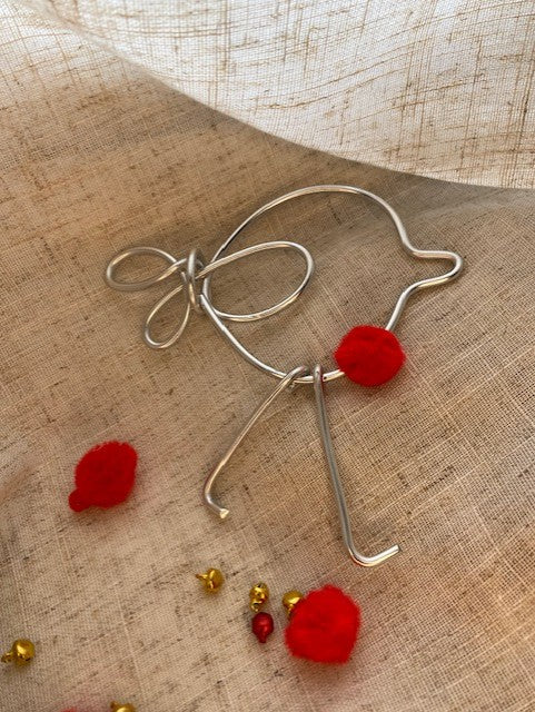 Festive Wire Decorations & Figures