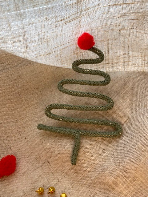 Festive Wire Decorations & Figures